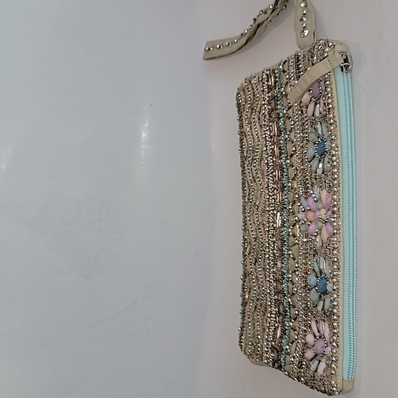 CHARLIE PAIGE BEAD & SEQUIN EMBELLISHED WRISTLET - Picture 5 of 11